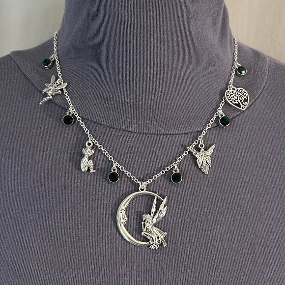 "Titania: Queen of the Faeries" Midsummer Night's Dream Handmade Fairy Necklace - Picture 7 of 16